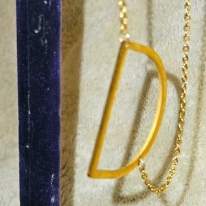 925 STERLING/GOLD WITH A LARGE "D" INITIAL HANGING CENTER. ANYONE? PICS 📸